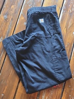 Carhartt Women’s Black Cargo Work Pants with Utility Pockets